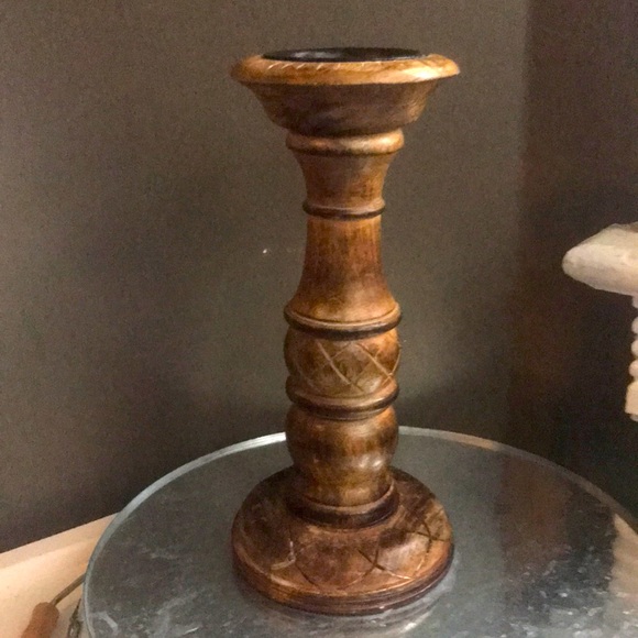 Wooden candle stand - Picture 1 of 2